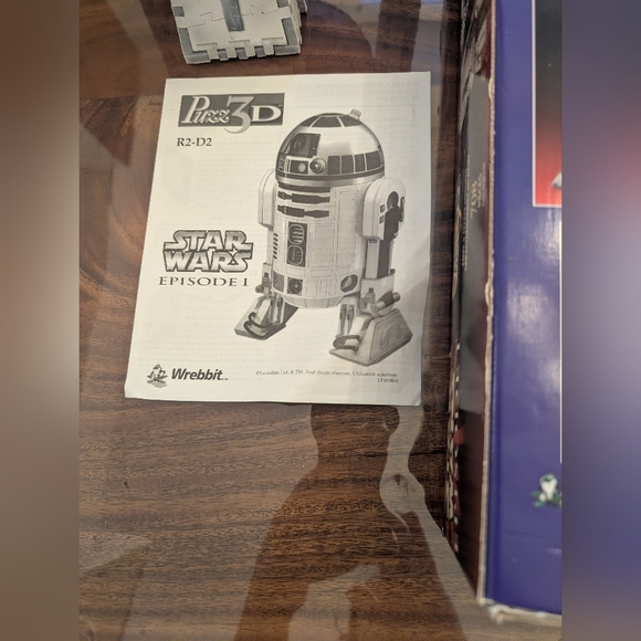 Star Wars R2-D2 Puzzle Model - Picture 4 of 6
